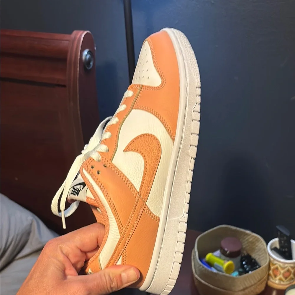 Custom Dunks. W9 - Picture 10 of 14